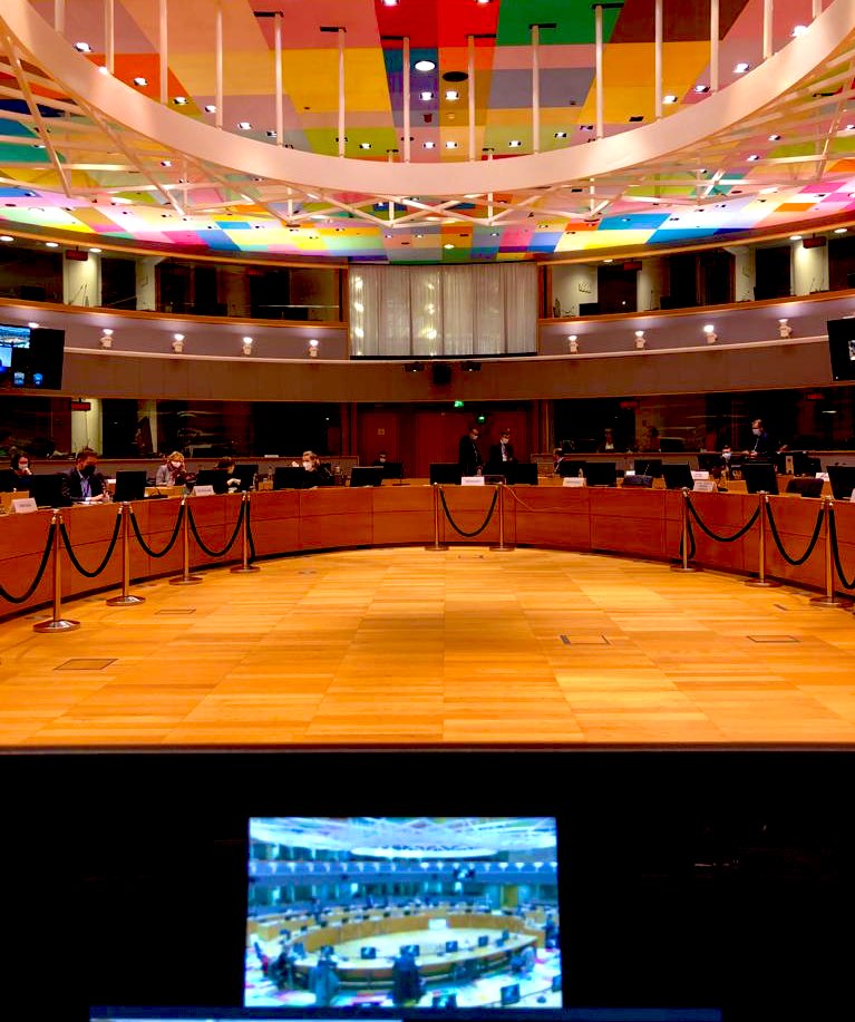 Important <a href="/EUCouncil/">EU Council</a> today for #youth and #education!
✏️ Youth ministers will discuss #mobility during #COVID19 &amp; beyond - revitalising youth exchanges &amp; #volunteering
✏️ Education ministers on achieving the #EuropeanEducationArea 
<a href="/GabrielMariya/">Mariya Gabriel</a> <a href="/MargSchinas/">Margaritis Schinas</a>
#inclusion #recovery