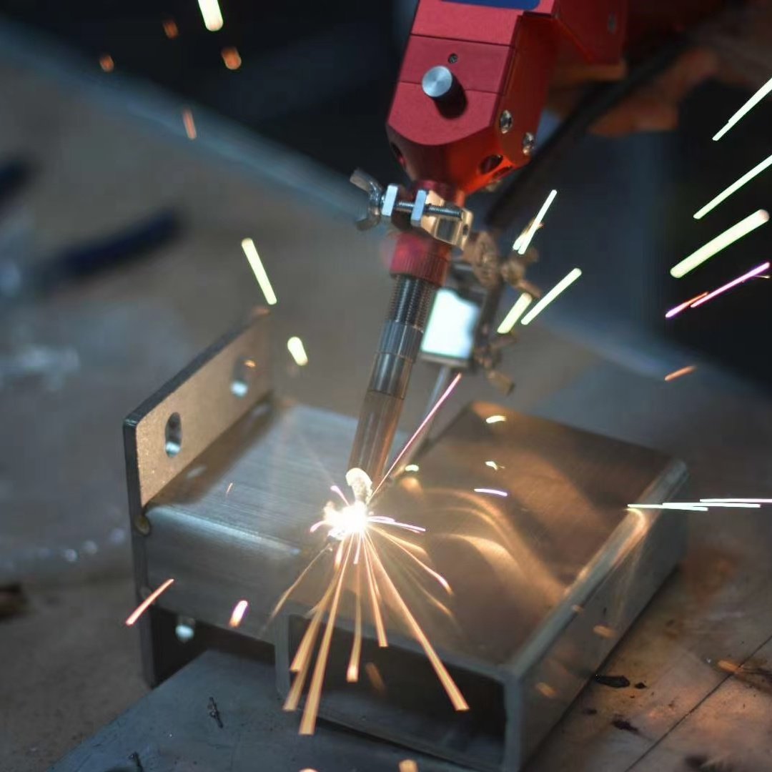 sunlovejolin's tweet image. LASER Welding