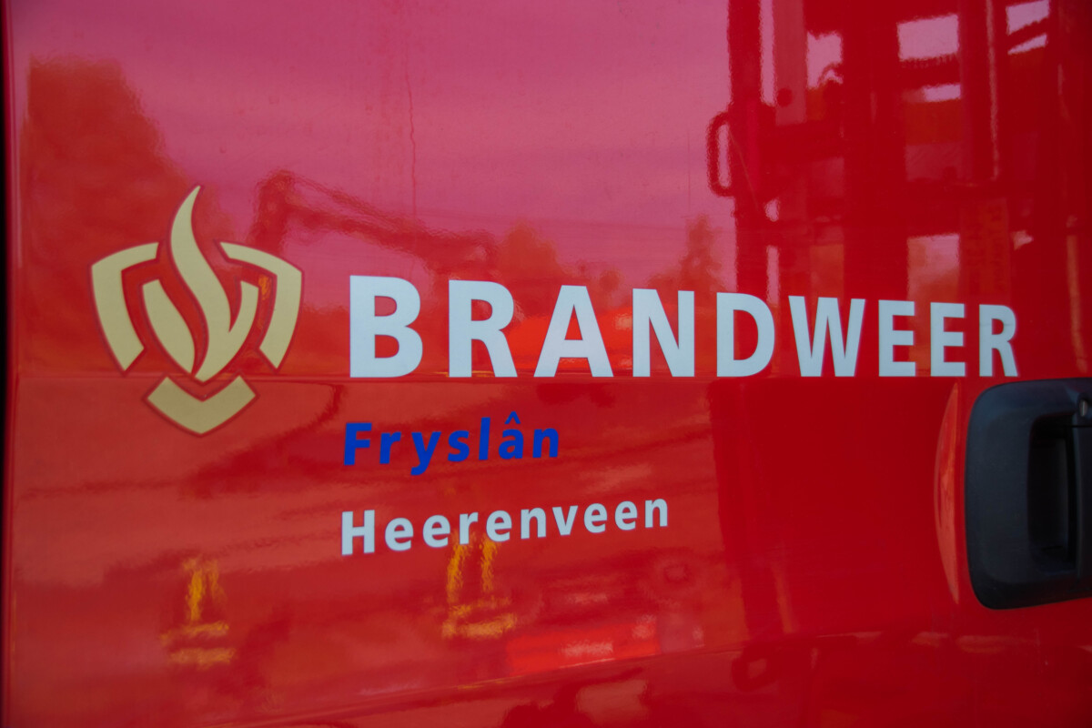 Brandweer opgeroepen voor containerbrand bij busstation Heerenveen -..