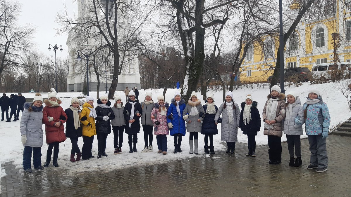 29 ноября у памятника Матери,в сквере у Спасского  собора,прошло торжественное мероприятие,на котором чествовали женщин,которые являются достойным примером материнства.
 Ансамбль "Домисолька" выступил на этом мероприятии и поздравил всех мам с праздником.