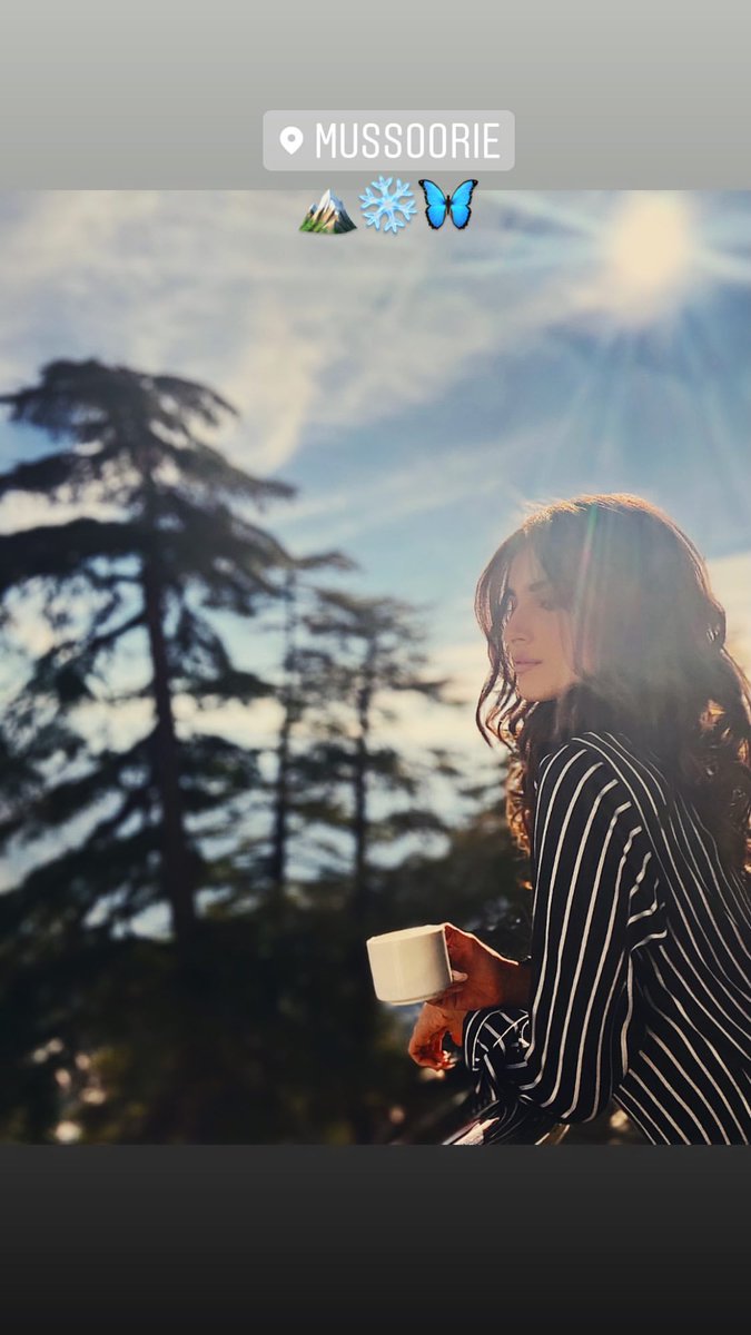TeamTaraFC's tweet photo. .@Tarasutaria's Latest Insta Story!

[#TaraSutaria #TaraSutariaStyle #bollywood #actress #Mussoorie] https://t.co/TnLd4G9E2Q