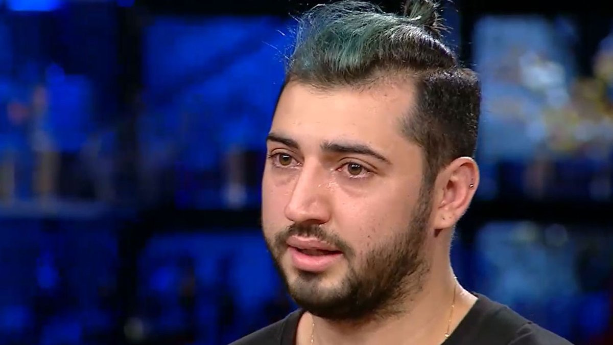 miyvde's tweet image. Zengin insanların metresi olur evlilik dışı çocuk yaparlar kızı yaşındakilerle ilişki yaşarlar ama başkalarına gelince ahlak satarlar Ergen bi gençken yaptığın hatalar yüzünden kendi çıkarları için hiç düşünmeden harcarlar bunu hak etmedin dik dur #uğuryılmazdeniz #MasterChef2020