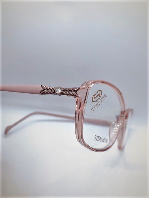 simonohara1's tweet photo. Superb in detail. Various colours available Si - 30151 #steppereyewear #eyewear #lovevalue https://t.co/pMW2KBzCUY