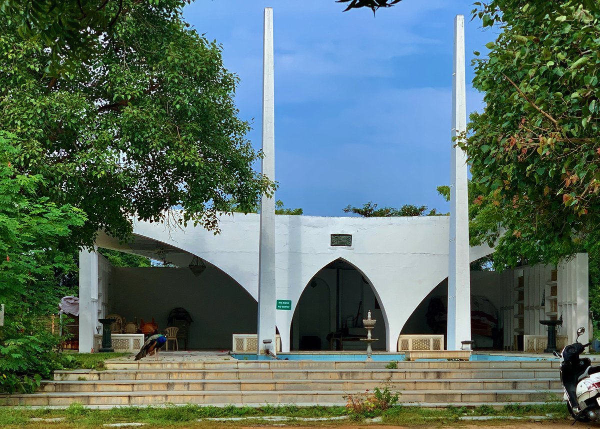 This is also a masjid. Designed by Eric Marrett it was commissioned by the Seventh Nizam. The peacocks are natural and we don't need to bring them for posing.