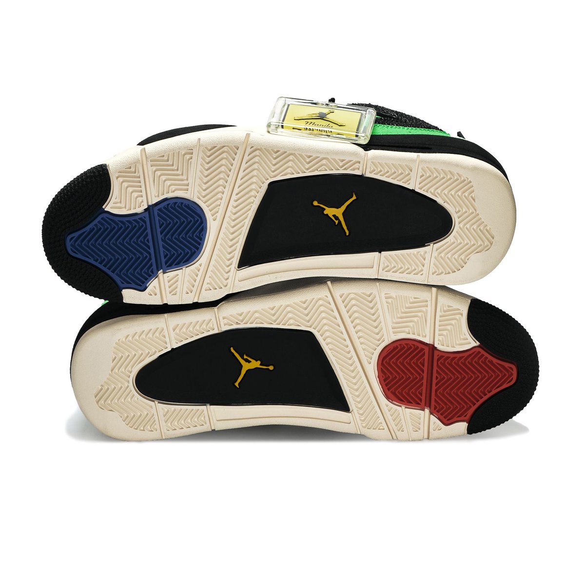 SOLELINKS's tweet photo. 👀 Air Jordan 4 Retro 'Manila' https://t.co/6mFP6h69r4