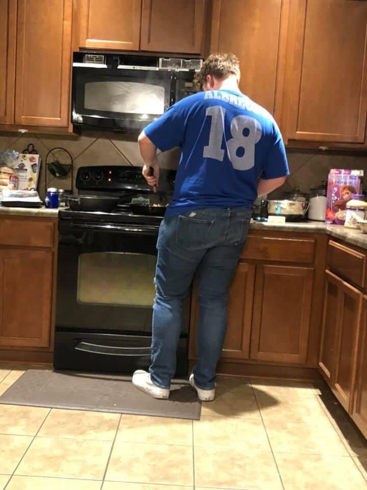 Tac4878's tweet photo. Finally done! Did these on our own! Sucked but so worth it!#kitchenredo https://t.co/TGEt9ASPhU