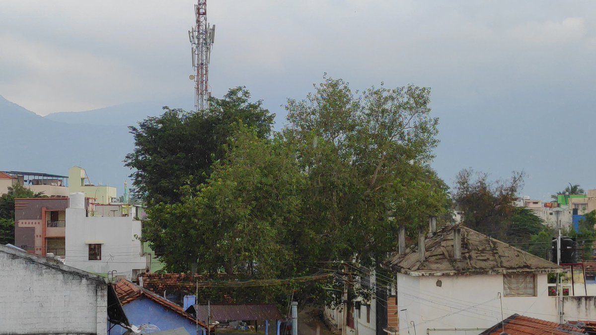 kalyanasundarsv's tweet photo. #MondayVibes Light rains in #Sathyamangalam #Erode district. Perfect π₯° #Monsoonish condition #NEM2020 https://t.co/V8VoeY1Q9r