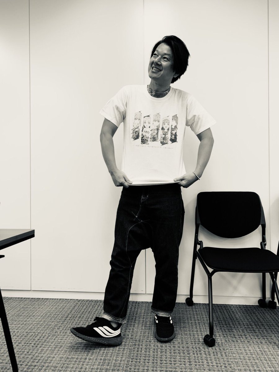松風雅也 とある科学の超電磁砲tのアフレコ作業終了を記念したオリジナルの 非売品の お姉様達の直筆メッセージ入りtシャツが届きました これ着てドコにお出かけしようかしら 追い剥ぎに合いそうだら辞めておこうかしら 松風雅也 とある科学の超電磁砲tのアフレコ作業終了を記念したオリジナルの 非売品の お姉様達の直筆メッセージ入りtシャツが届きました これ着てドコにお出かけしようかしら 追い剥ぎに合いそうだら辞めておこうかしら