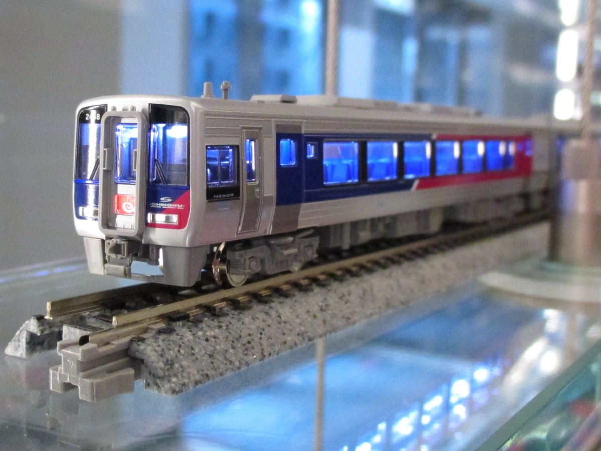 入荷ご案内①】JR四国 N2000系が入荷しました。 室内灯取付済み商品も