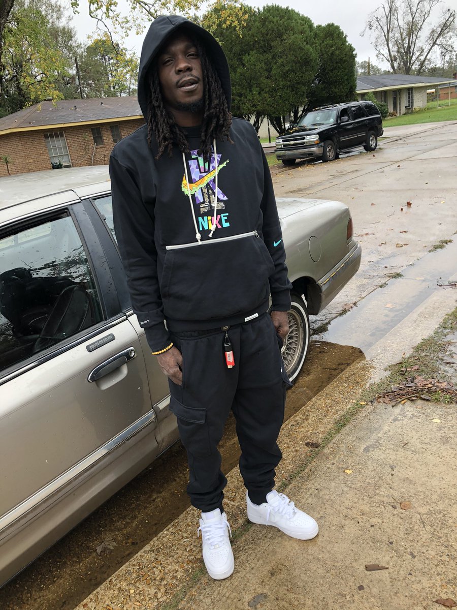 santanadatruth1's tweet photo. No Disrespect But I Done Lived Longer Than Legends‼️🙏🏾 #JayDay🥳 #TheBlackSheep🖤🐑 #LongLiveMyFamily🙏👼 #FreeMyPeople⏳🔓 #BoutWhateverLife😈 #HumbledG🤫 https://t.co/LsYFnpyw8h