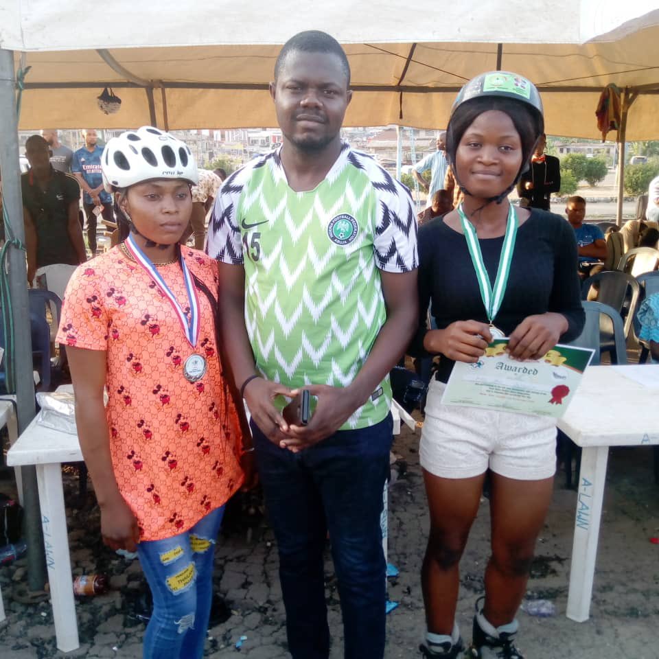Osunindigenous1's tweet photo. Alhamdulila got a great outcome. Awesome God you’re so great.... #osunrollercoaster2020
Had come and gone, but the impactful activities will be advancement lift millions out of poverty.

Great work @Osunindigenous1... for hosting POST-COVID-19 SPORT ECONOMY ROLLERCOASTER 2020 https://t.co/UYxkCYsJpB