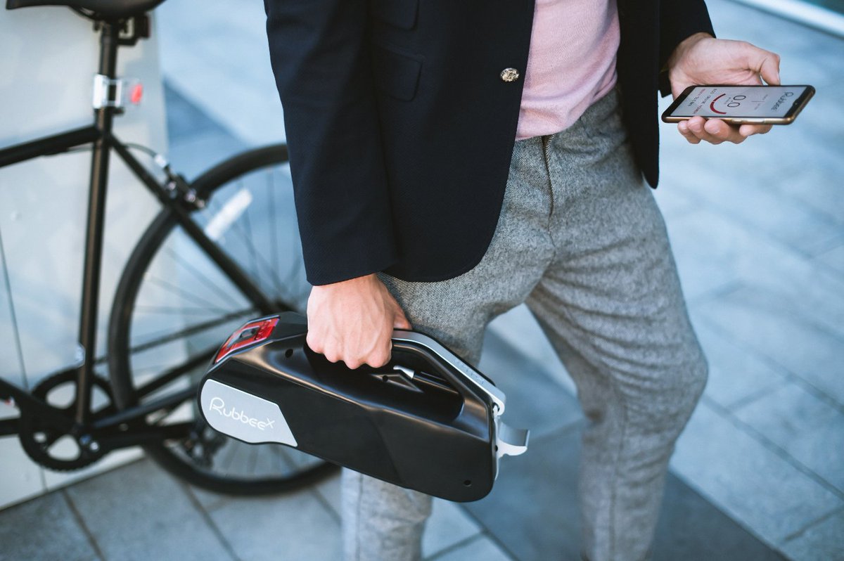 RubbeeDrive's tweet image. No phone? No problem! 
Press Rubbee X main button to select the power modes and check LED lights to see the charge level of the battery! 🚴⚡

#rubbee #ebike #electricmobility #ElectricVehicle #Bike