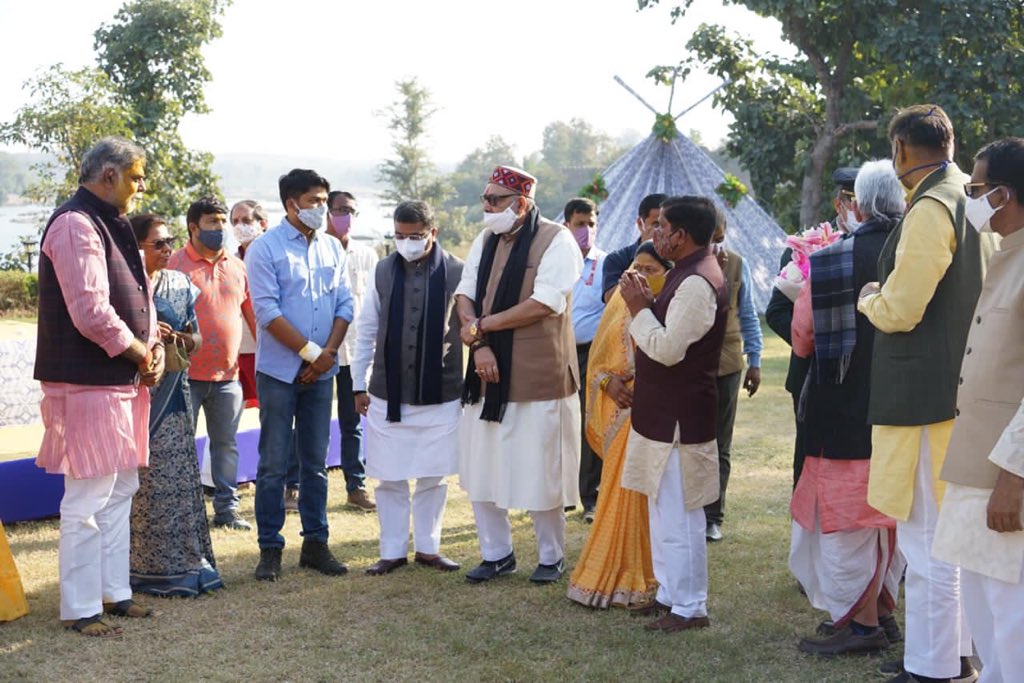 Prahlad Singh Patel ( वृक्ष से जल, जल से जीवन) tweet media