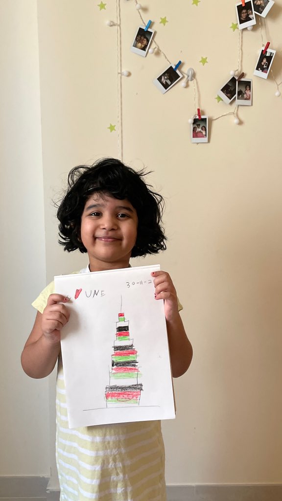 arathi90_rahul's tweet photo. UAE National Day is almost here ..! And Aaradhya had fun drawing the iconic Burj Khalifa and colouring it with the flag colours during her SST lesson.! β€οΈ #UAENationalDay49 #BurjKhalifa #Flagcolours #MyUAEπ#mydubai @gemsnms_alkhail @AanchalAlimcha1 @NMSKindergarten https://t.co/iCCAwuxzDl