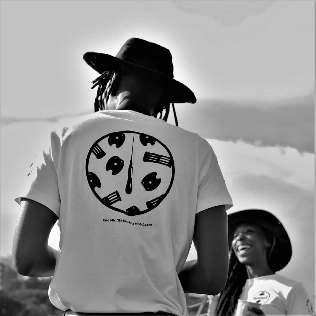 MrBigyemano's tweet photo. MOB LOCAL presents Eno Mic (Retouch) merch! DM to make orders!

T-shirts (black &amp; white): UGX30K
Hats (black &amp; grey): UGX40K
(plus delivery fee)

👩🏾: @byanjeru_mugamba 
📸: @alimkarmali

#Retouch https://t.co/nSjWmrMUjd