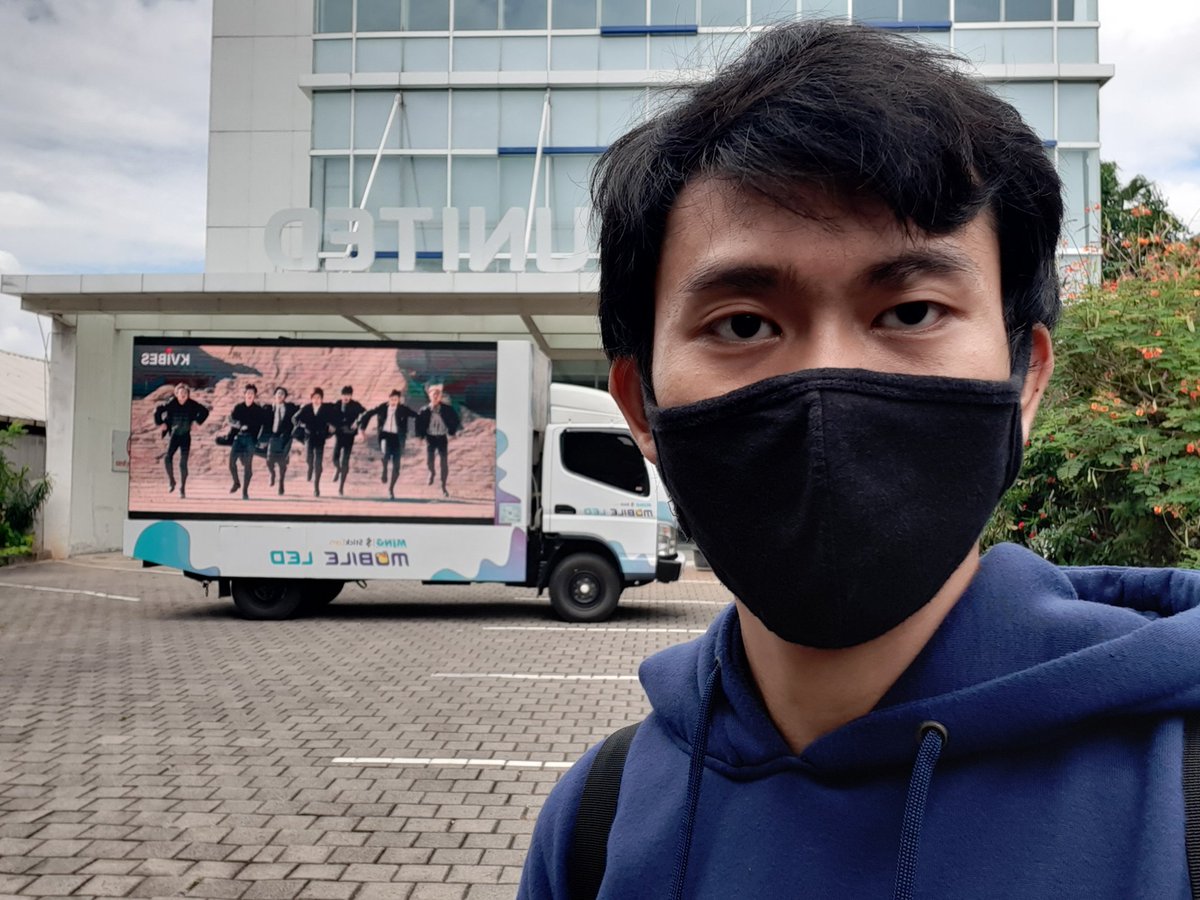 isnawahyu09's tweet photo. Thankyou so much to K Vibes and Enhypen.Up also Engene
Love you all..🧡🧡🧡🧡🧡 #ENHYPEN_DEBUT #KVIBES_ENGENE #엔하이픈_GivenTaken_데뷔 #엔하이픈_데뷔데이_하이픈_원라이브 #ENHYPEN https://t.co/5RDNhhaRMo