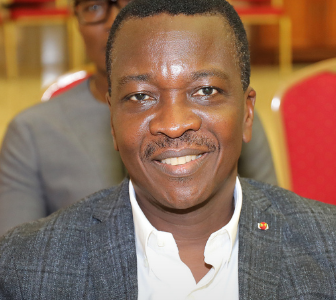 CommercegouvTg's tweet photo. @Commerce_Togo souhaite à tous et à chacun une excellente semaine dans la paix, la compréhension et l'acceptation mutuelle. Engageons-nous à mieux #servir la #patrie 🇹🇬.
Bonne chance à tous.
@PresidenceTg @GouvTg
#gouvernerautrement
#citoyensactifs
#consolocal
#stopcovid19 https://t.co/LWSiy1w7Rf