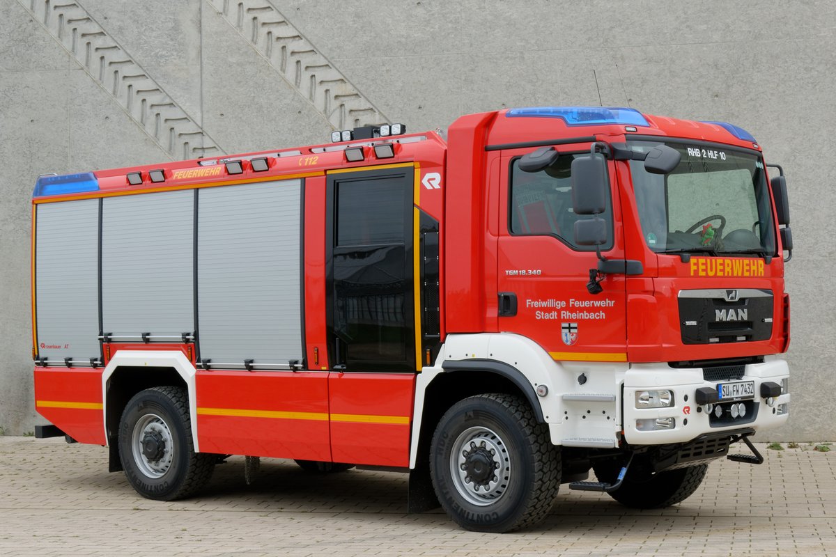 FF_Rheinbach's tweet photo. Schon seit September steht es bei unserer #Löschgruppe #Hilberath im Stall: das neue #Hilfeleistungslöschgruppenfahrzeug – kurz #HLF 10. 🚒 Ihr wollt mehr Daten und Fotos? Bitte sehr: ⬇️
https://t.co/6ABprriCZi #Feuerwehrfahrzeug #NeuesAuto #Feuerwehr https://t.co/iLX6rdiFyQ