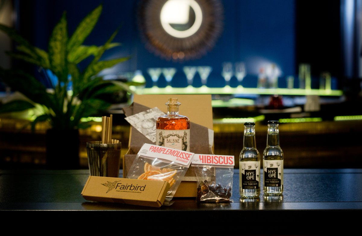 Cocorico 🐓 Nos coffrets de noël sont là ! 
On commence avec la Box Gin Tonic, c'est simple il y a tout ce qu'il faut, vous n'avez qu'à remplir votre verre préféré 😍
Pour en savoir + &amp; commander 👉 balbinespirits.com/product/coffre…
#gintonic #gin #madeinfrance #buvonslocal