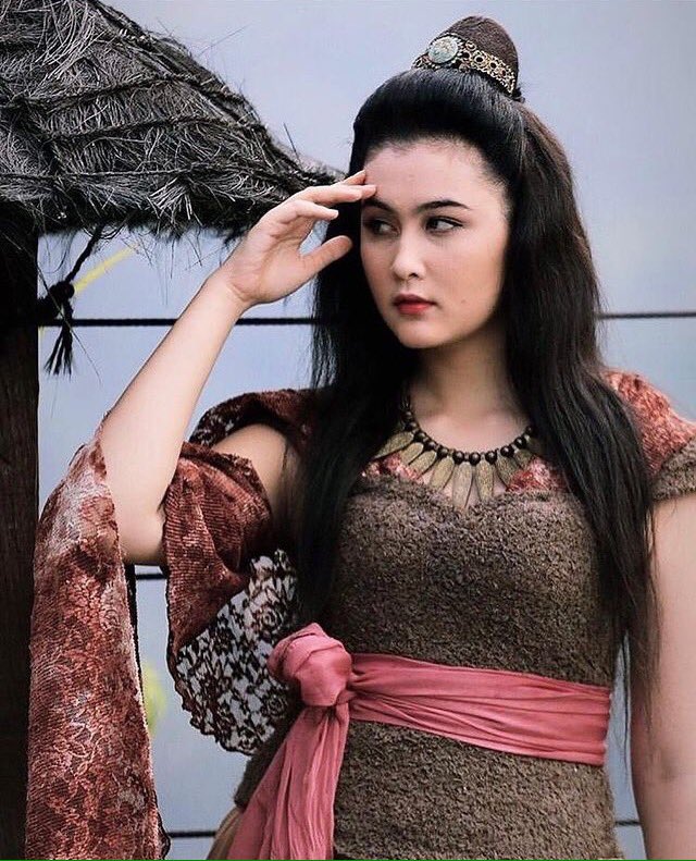 GBPID's tweet photo. Kengen studio genta buana😍 
.
.
#GentaBuanaParamita
#GentaBuanaPitaloka
#GBPID
#GBPLovers
#GentaBuanaDangdut 
#GentaBuana #MNCTV #KenArokKendedes #KisahCintaKenArokKendedes https://t.co/En5RDxzdnx
