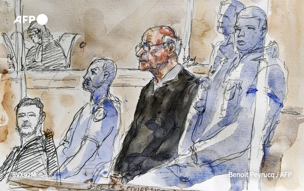 afpfr's tweet photo. La cour d'assises de Saintes a entamé aujourd'hui le procès de l'ex-chirurgien Joël Le Scouarnec, accusé de viols et agressions sexuelles sur quatre victimes mineures à l'époque des faits, premier volet judiciaire d'une gigantesque affaire de pédophilie #AFP https://t.co/GcgL6ZOoBW