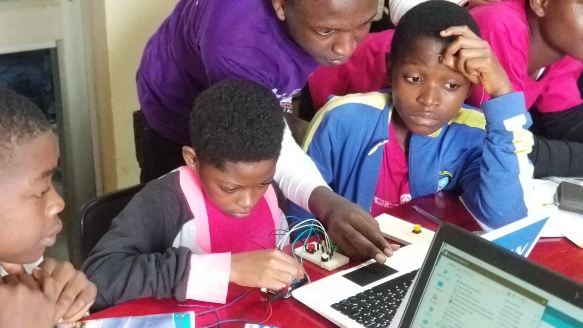 YestInitiative's tweet photo. Session one: More than ever before the young population in Africa needs to engage actively in the fourth industrial revolution https://t.co/LrmXfkoZr4