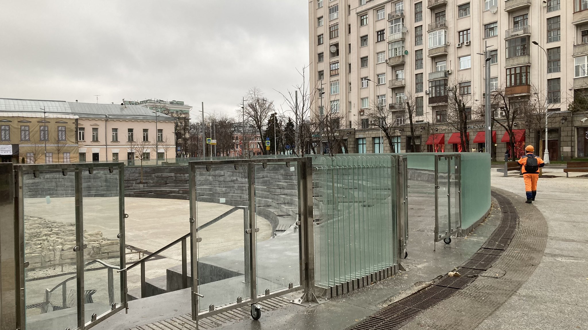 Арт-объект на Хохловской площади