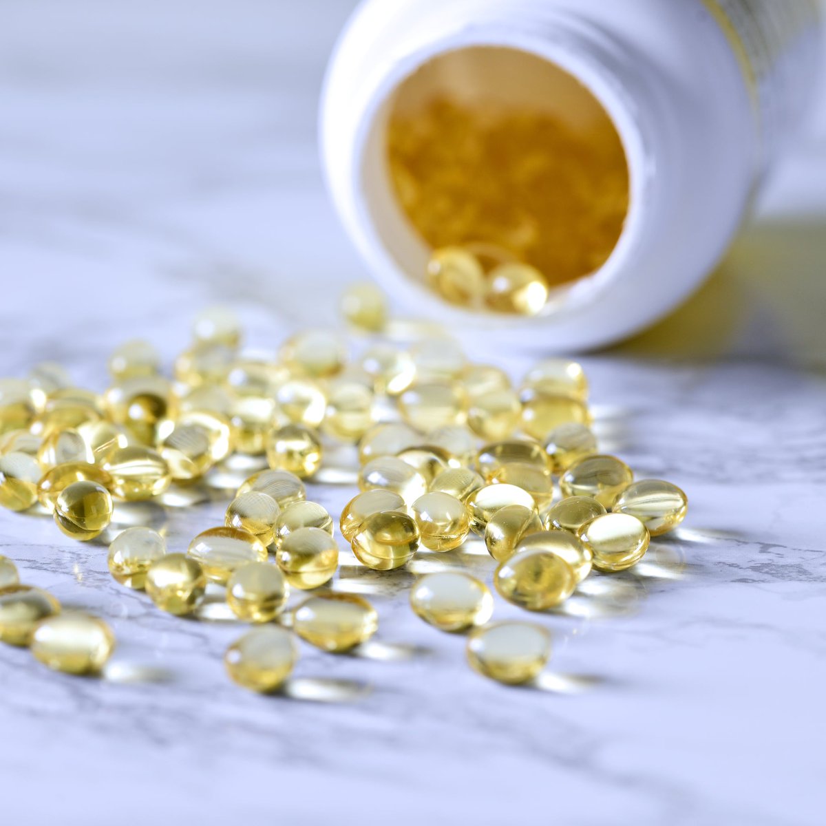 EvoSlimming's tweet photo. Vitamin D3 in stock from £6.99. Available in 1000iu, 4000iu &amp; 5000iu strengths.

#VitaminD #VitaminD3 #sunshinevitamin https://t.co/UjkOpFIWKt