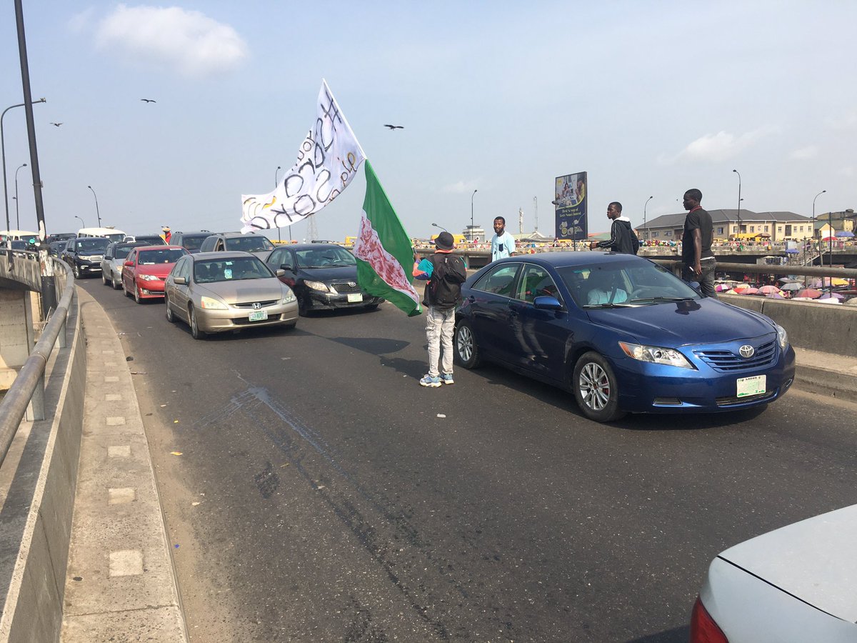 An appreciation post for the Flag Boy 🇳🇬. ❤️&💡 #EndSARS #ShepeteriDecides