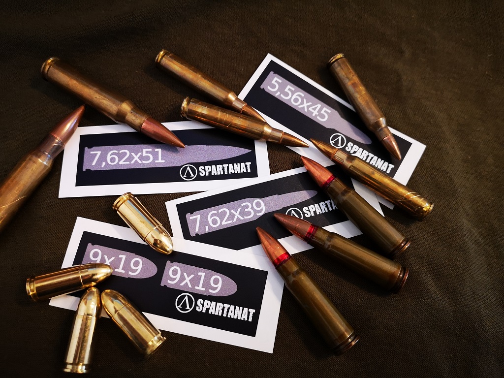 spartan_at's tweet photo. Wegen diverser Lockdowns sind die Schießbahnen geschlossen. Endlich Zeit den Waffen- und Munitionsschrank aufzuräumen. #AmmoboxLabels #Munition #Ordnung #Schwarz #Shop #SPARTANAT #Sticker https://t.co/TAw5GmDwrv https://t.co/5NUzRGZdFb
