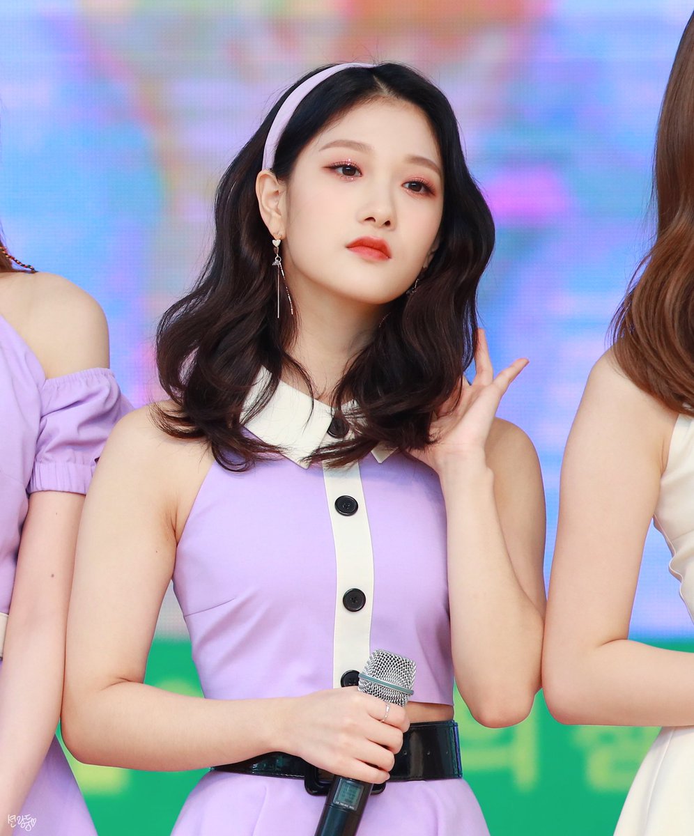 f9_sy9ood's tweet photo. 190921 Reupload

#프로미스나인 #fromis_9

#이서연 https://t.co/ddqHTR4FYX