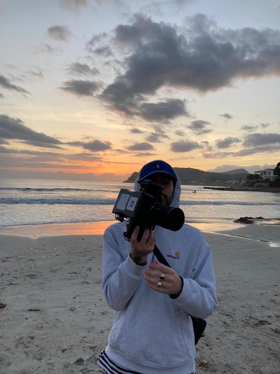 EduCarayol's tweet photo. New camera who this? https://t.co/qERU1W36FS