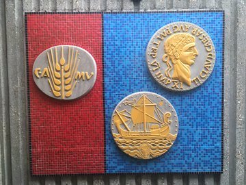 U is for  #Underpass in our  #AtoZofLockdownColchester #Colchester's Underpasses are adorned with concrete murals celebrating the town's history. These artworks by Joyce Pallott and Henry Collins can be located using a map downloadable from our website:  https://www.visitcolchester.com/things-to-do/pallot-and-collins-family-trail-p1231371