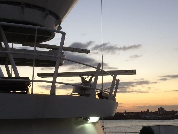 NOCmarinePhys's tweet photo. 📢@NOCnews #seminar with Russell Bird @PeelPorts & Dr Simone Dürr @LJMU
"LISCO: Maritime Activities in Liverpool" ⛴️🌊🏗️⚓️🧪🔬🦠🐚
#Ports #waterQuality #biofuling #maritime
Grab a ☕️& join us
🗓️2nd December
🕑2pm GMT
📍#virtual seminar
👉https://t.co/SKyGfhmnU6
@LISCOtweets https://t.co/NOrb1deBUs