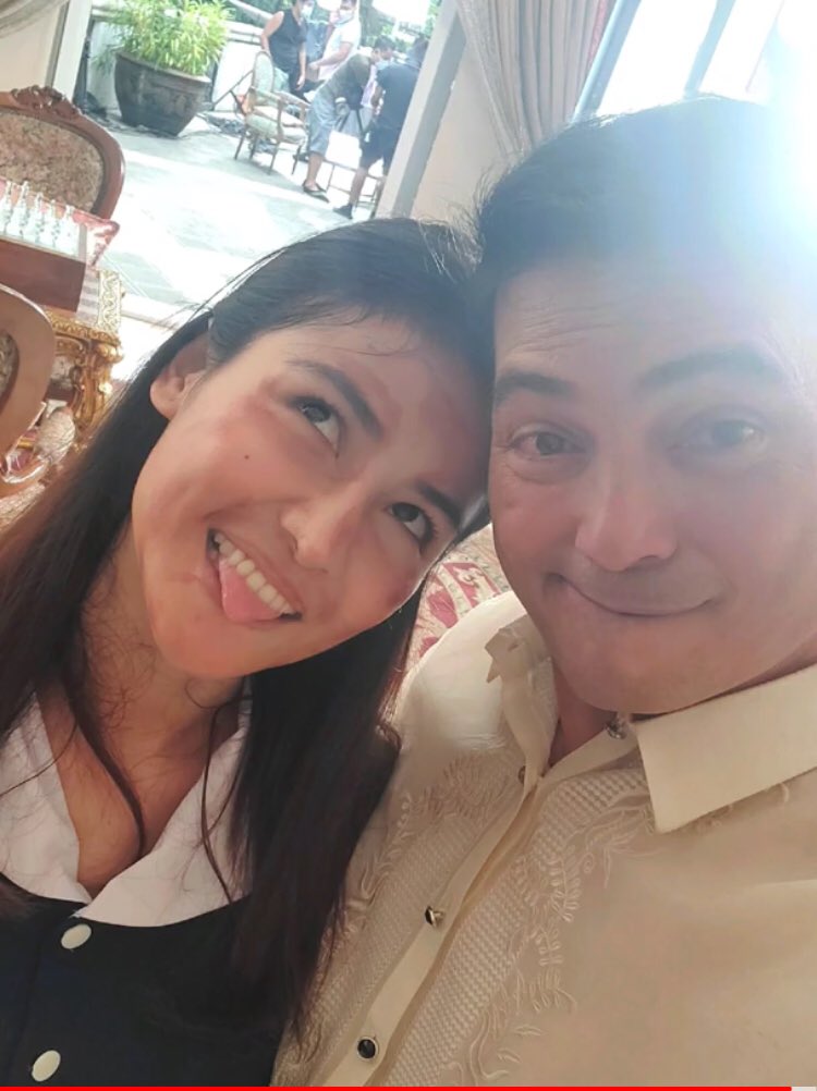 SanDenFan1's tweet photo. VP & Yaya Melody! Ang cute! Ayii kilig! @sanya_lopez @gabsconcepcion
#FirstYaya #SanBy #GabYa https://t.co/WS4wCCSWuQ