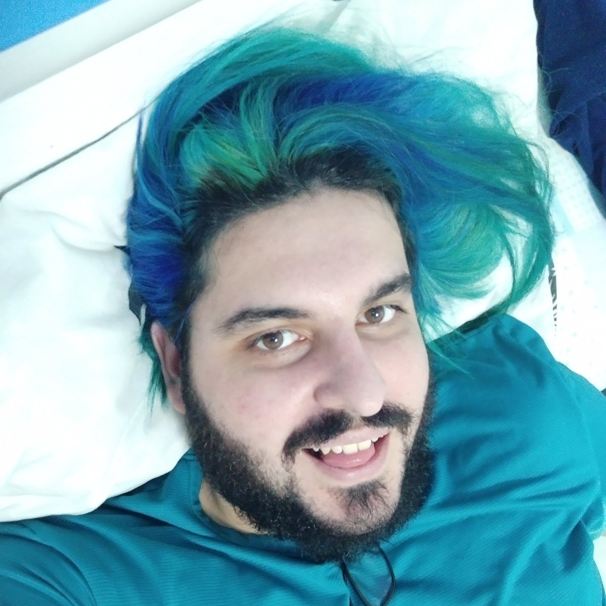 JaviYukiB's tweet photo. #NuevaFotoDePerfil #AzulComoElMarAzul https://t.co/1bbN3x8yz2