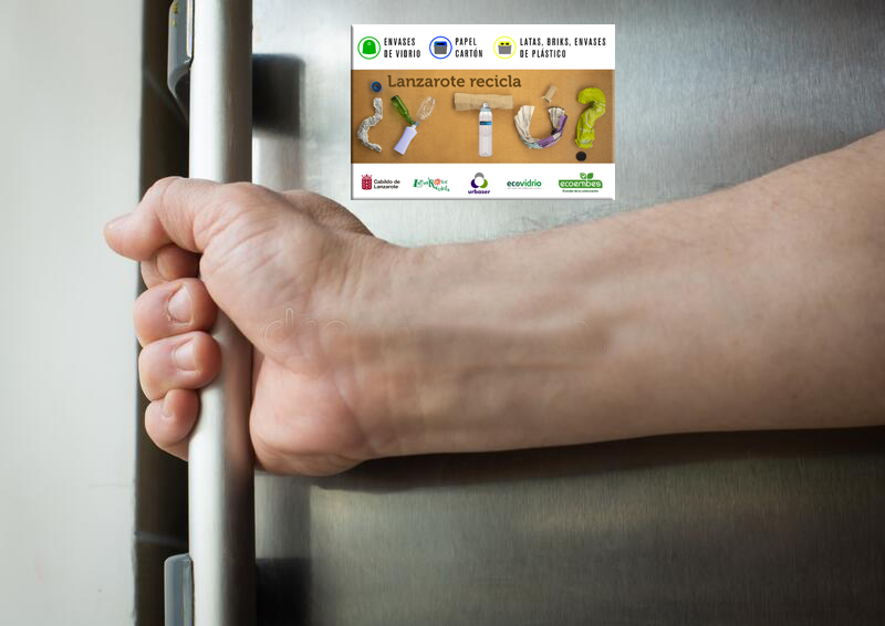 😅¡Cuántos envases de plástico nos encontramos en el frigorífico!
✅Briks de leche
✅Bandejas de corcho blanco
✅Botellas de agua
✅Latas de refrescos
✅Tarrinas y tapas de yogurt
💪🏻De enero a octubre, en la Isla reciclamos 1.836 toneladas de plástico
♻️Lanzarote recicla ¿y tú?
