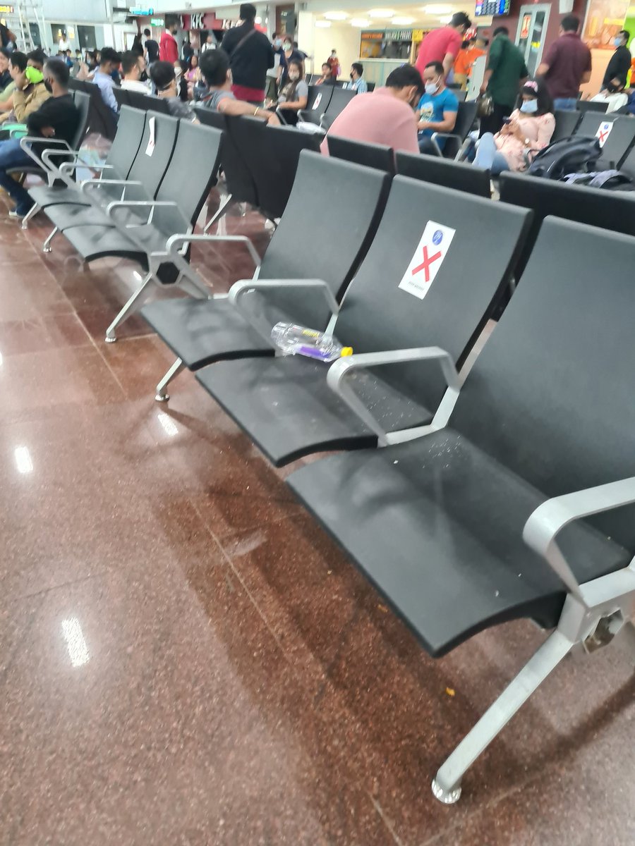 divyaaol's tweet image. Goa Doablim airport- a mess, sea of passengers, no social distancing, no sanitization whatsoever, irresponsible rude staff..Sandeep Sandra &amp;amp; Vinod Naik housekeeping supervisor on duty
@goacm @TourismGoa @AAI_Official @MoCA_GoI @aaigoaairport