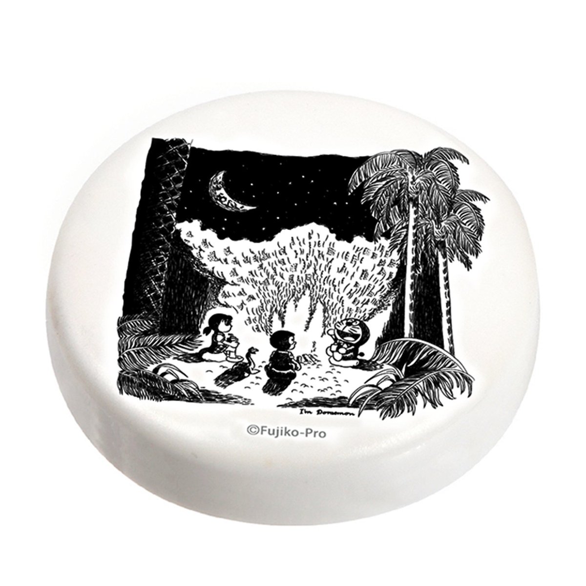 どら旅 大長編ドラえもん のび太の恐竜 焚き火シーンをもとに製作されたデザインです 冒険がはじまる序盤 中盤のタケコプターの 電池が消耗して日本まで歩いていくことを決意するシーンの2回 焚き火が登場します のび太の恐竜 大長編ドラえもん