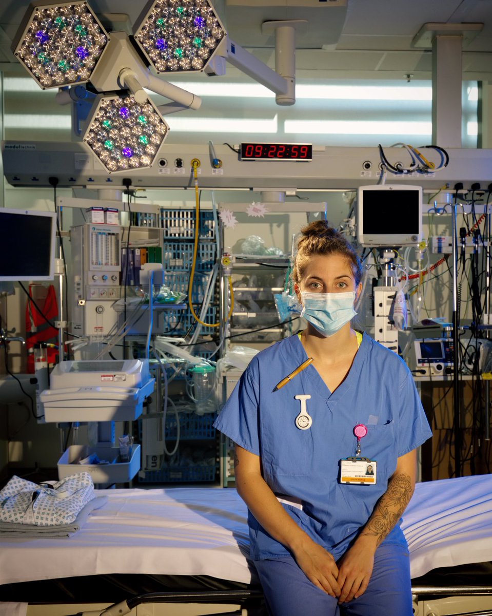 NHSBartsHealth's tweet photo. Who needs some #mondaymotivation? 

Today we’re sharing some behind the scenes shots from our amazing @RoyalLondonHosp emergency department 🚨  

They are our motivation and we would like to thank them for everything they do ❤️ 

#NHS #InThisTogether #COVID https://t.co/EmBL9RfJ2p