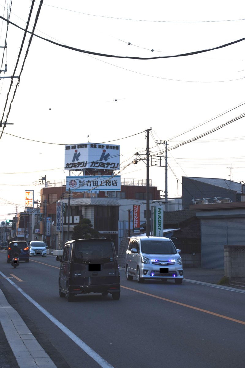 名誉会長 行くだけで西武大宮線の廃線跡探訪ができるセイコーマートまんだな店です 内野駅付近