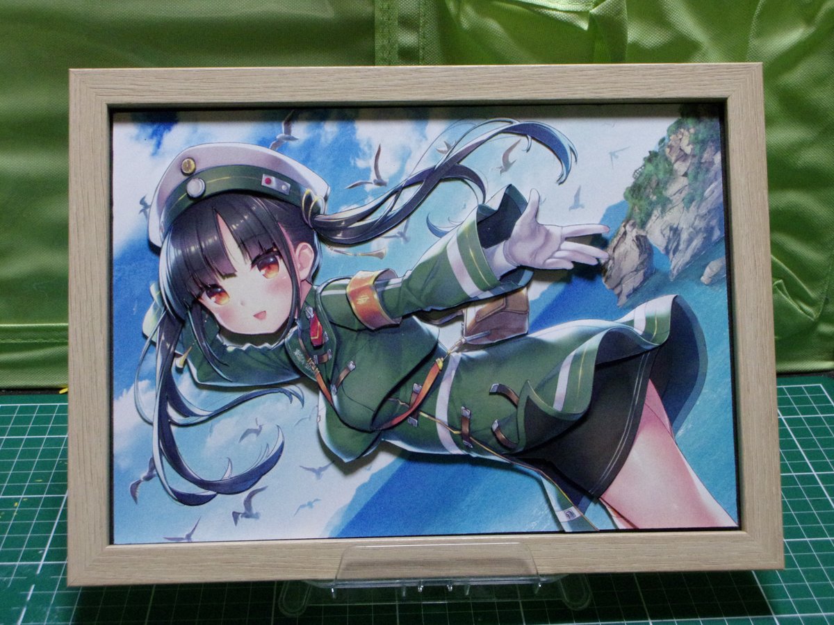 マサ ゴルミ レヱル ロマネスク シャドーボックス額シリーズ 西瓜ちゃん完成しました 制服の重なり 特にお胸 や差し出した手の表現を頑張りました レヱル ロマネスク 蓄音レヱル シャドーボックス