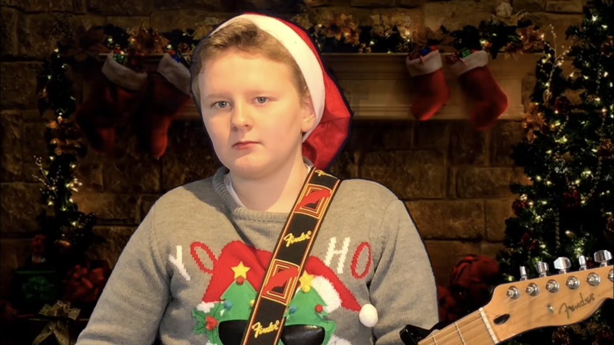 telecastervisi1's tweet photo. Hi @TrussellTrust have you seen 11 yr old Joseph’s Christmas song? It’s called #giveitupforchristmas and he’s released it to raise money for our local #foodbank in #cannock @CannockFoodbank Hope you like it https://t.co/Sl0Hlfnf3Y https://t.co/jMaap81gD3