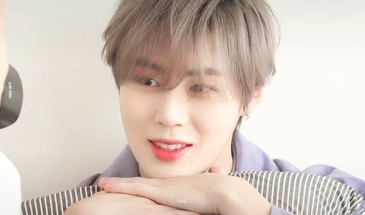 always_SENG's tweet photo. 💜🤍

#하성운 #HASUNGWOON @gooreumseng https://t.co/sRqqB8x5sm