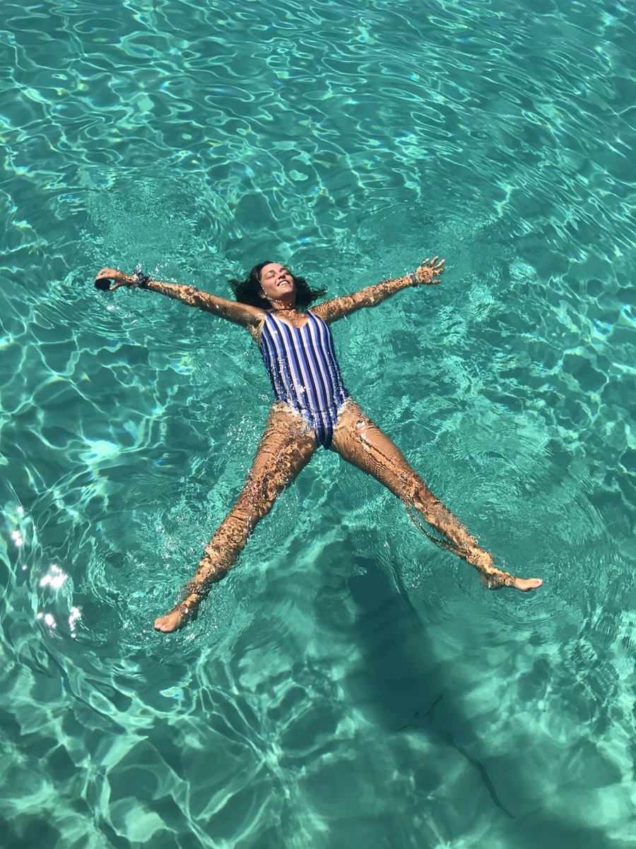 OnlyCats_SN's tweet image. Disfruta de estas aguas cristalinas con uno de nuestros catamaranes y vive una experiencia única!! 
#excesscatamaranes #excess12 #excess11 #excess15 #vacacionesenelmar #beimmoderate #beneteau #nautica