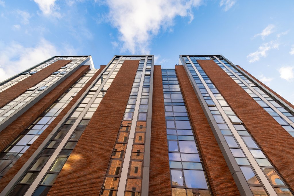 PlaceNorthWest's tweet image. Monday headlines

👉 SOG bullish following Heath selection bit.ly/33vwWbb
👉 Eden North can 'drive levelling up agenda' bit.ly/3mnJOaW
👉 Crossfield Exclusive completes stalled Baltic View bit.ly/2JnPLpE

Subscribe placenorthwest.co.uk/subscribe/