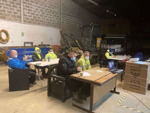 Direct2U_ltd's tweet photo. Early start at 7am for M Thomas Water Services on their UKATA awareness course today.
#AsbestosAwareness #UKATA #Safety #HealthandSafety #SiteBasedLearning https://t.co/1sUKl3gigl