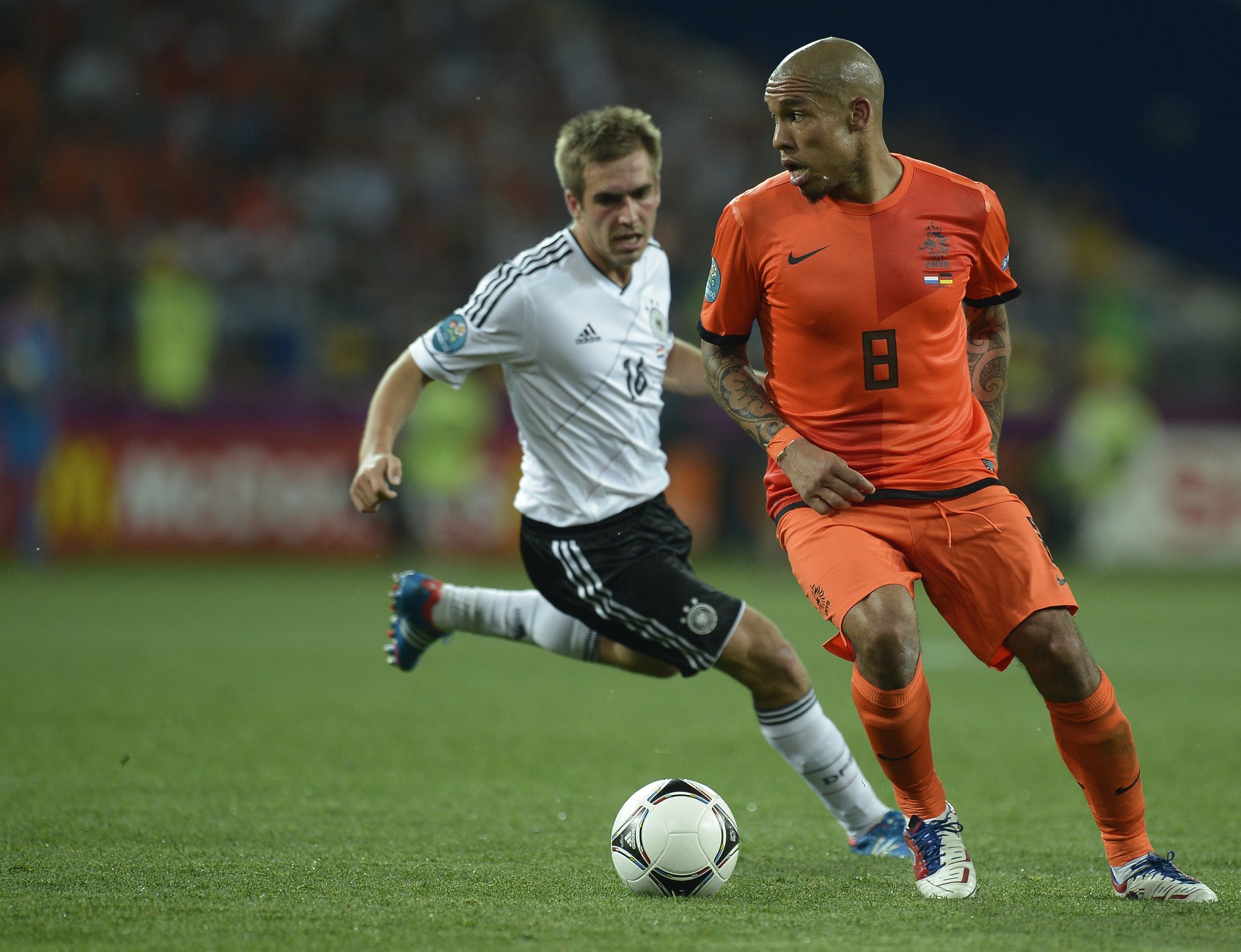   Happy 36th birthday, Nigel de Jong  | | 