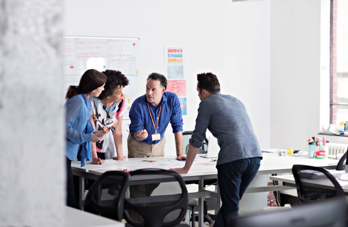 FSCom1's tweet photo. Within this blog, fscom's Managing Director, Jamie Cooke discusses SM&amp;CR, the revised timelines and shares a simple guide to certifying staff under the Senior Manager and Certification Regime. https://t.co/mbZAupLakP