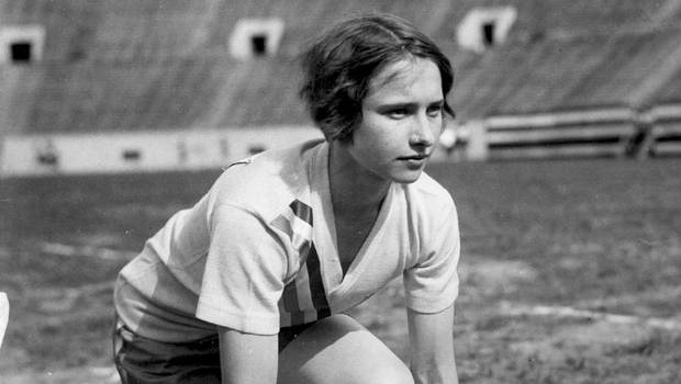 #130In 1931, Betty Robinson (1928 100m champ) was involved in a plane crash and initially announced deadShe regained consciousness soon and recovered from severe injuries to qualify for the 1936 games again, where in she led the American team to gold in the 4x100-meter relay